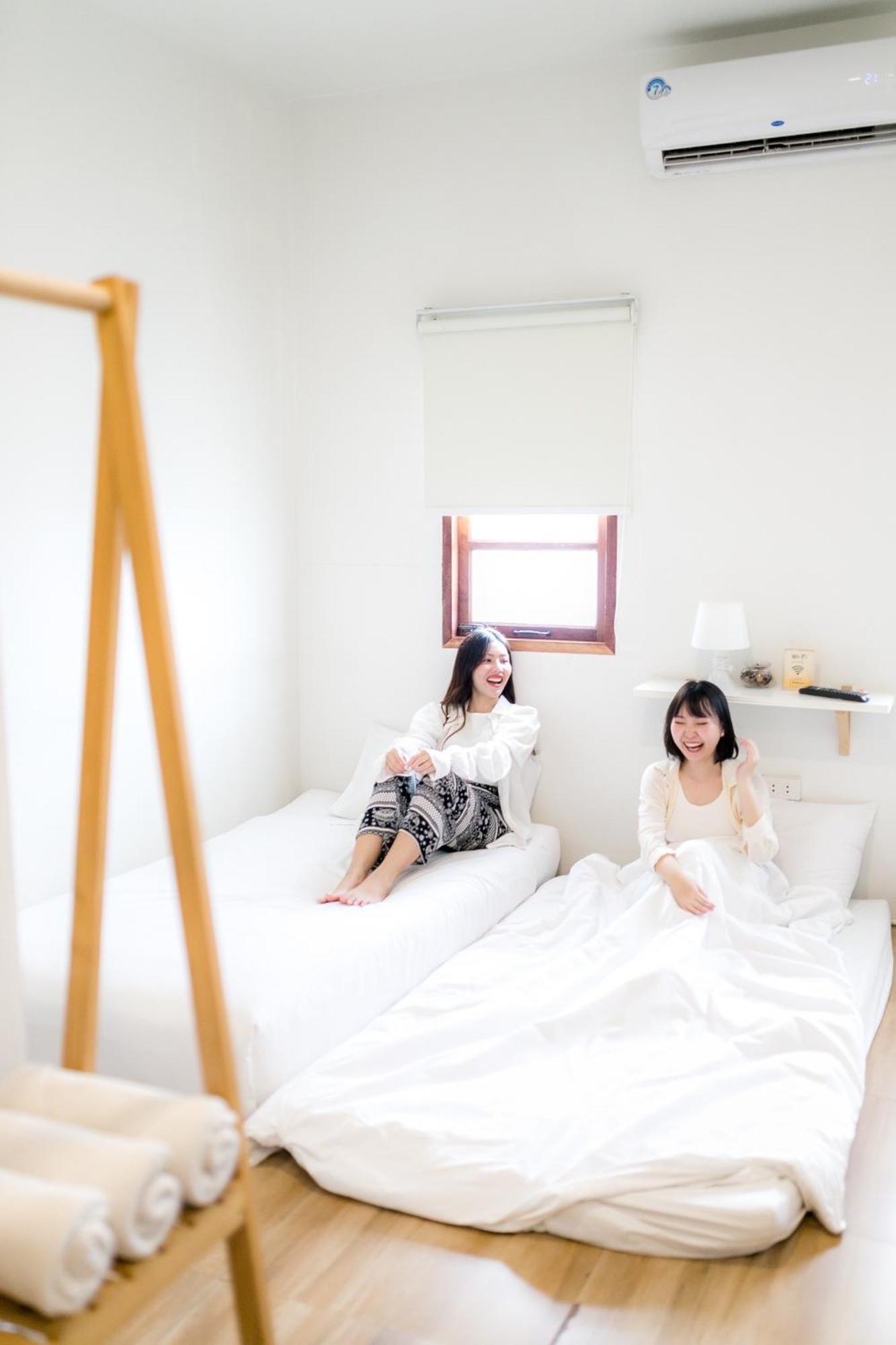 Appartamento Petra Boutique Donmuang Bangkok Esterno foto